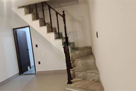 Casa à venda com 220m², 3 quartos e 2 vagas