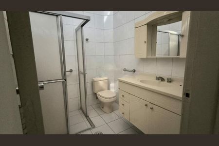 Casa à venda com 102m², 3 quartos e 1 vaga