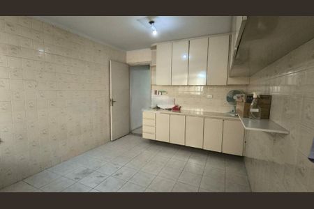 Casa à venda com 102m², 3 quartos e 1 vaga