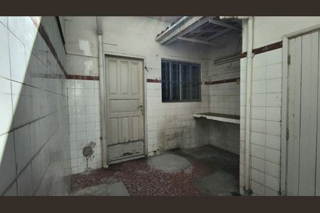 Casa à venda com 102m², 3 quartos e 1 vaga