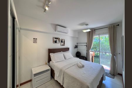 Apartamento à venda com 100m², 2 quartos e 2 vagas Apartamento à venda com 100m², 2 quartos e 2 vagasSuíte