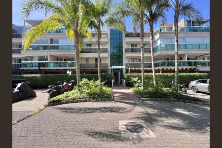 Apartamento à venda com 100m², 2 quartos e 2 vagas Apartamento à venda com 100m², 2 quartos e 2 vagasFachada