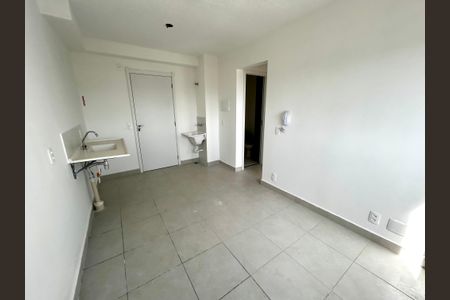 Apartamento para alugar com 32m², 2 quartos e sem vaga Apartamento para alugar com 32m², 2 quartos e sem vagaCozinha e Área de Serviço