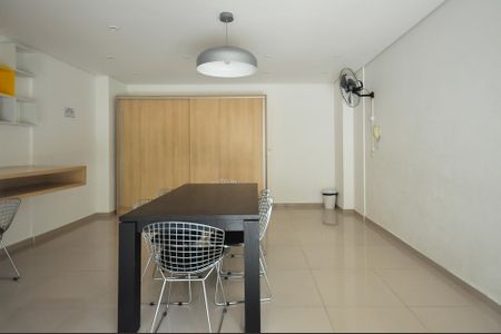 Apartamento à venda com 40m², 1 quarto e 1 vaga Apartamento à venda com 40m², 1 quarto e 1 vagaHome Office