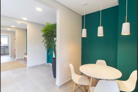 Apartamento à venda com 33m², 2 quartos e sem vagaÁrea comum - Salão de festas