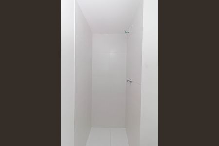 Apartamento à venda com 33m², 2 quartos e sem vagaBanheiro Social