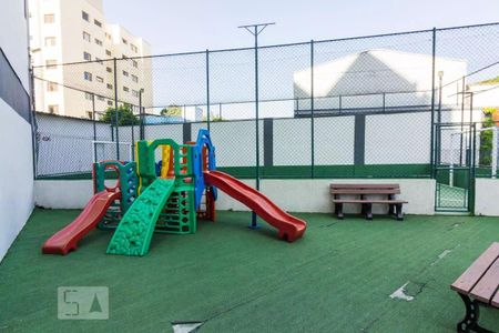Apartamento para alugar com 125m², 3 quartos e 1 vaga Apartamento para alugar com 125m², 3 quartos e 1 vagaÁrea comum - Playground