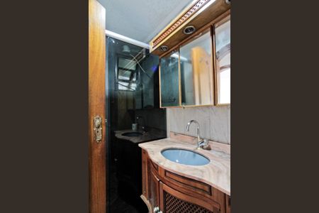 Apartamento para alugar com 125m², 3 quartos e 1 vaga Apartamento para alugar com 125m², 3 quartos e 1 vagaBanheiro