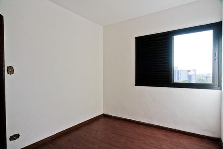 Apartamento para alugar com 125m², 3 quartos e 1 vaga Apartamento para alugar com 125m², 3 quartos e 1 vagaQuarto 1