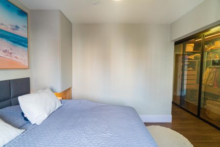 Apartamento à venda com 127m², 3 quartos e 2 vagas Apartamento à venda com 127m², 3 quartos e 2 vagasSuíte 1