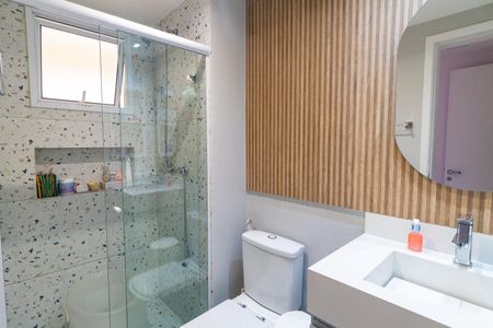 Apartamento à venda com 127m², 3 quartos e 2 vagas Apartamento à venda com 127m², 3 quartos e 2 vagasBanheiro da Suíte 2