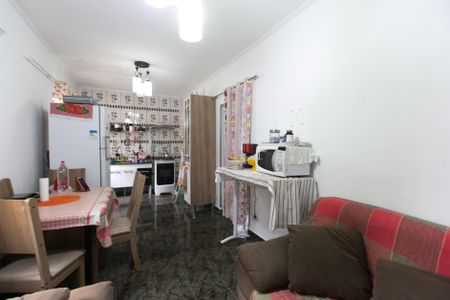 Casa à venda com 124m², 4 quartos e 3 vagas Casa à venda com 124m², 4 quartos e 3 vagasCozinha 2