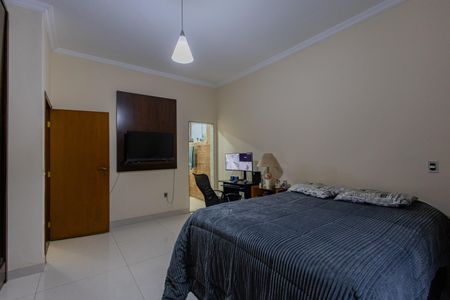 Casa à venda com 489m², 5 quartos e 2 vagasSuíte 