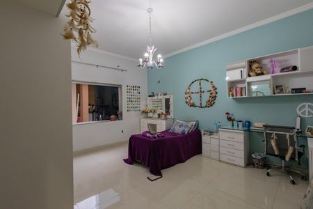 Casa à venda com 489m², 5 quartos e 2 vagasQuarto 2