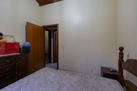 Casa à venda com 489m², 5 quartos e 2 vagasQuarto 4