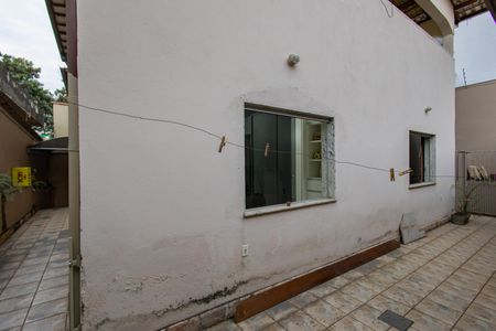 Casa à venda com 489m², 5 quartos e 2 vagasQuintal