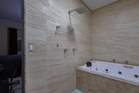 Casa à venda com 489m², 5 quartos e 2 vagasBanheiro da Suíte 