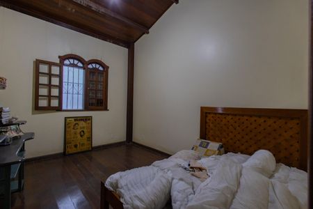 Casa à venda com 489m², 5 quartos e 2 vagasQuarto 3