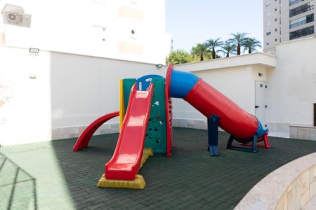 Apartamento para alugar com 172m², 4 quartos e 4 vagasÁrea comum