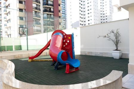 Apartamento para alugar com 172m², 4 quartos e 4 vagasÁrea comum