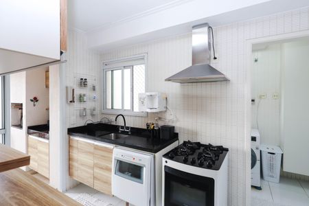 Apartamento à venda com 128m², 3 quartos e 2 vagas Apartamento à venda com 128m², 3 quartos e 2 vagasCozinha