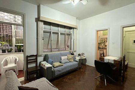 Apartamento à venda com 50m², 1 quarto e sem vaga Apartamento à venda com 50m², 1 quarto e sem vagaSala