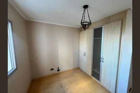 Apartamento à venda com 75m², 3 quartos e 1 vagaQuarto 2
