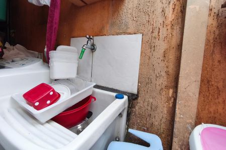 Casa de condomínio à venda com 63m², 2 quartos e 1 vagaÁrea de Serviço