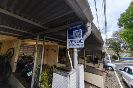 Casa de condomínio à venda com 63m², 2 quartos e 1 vagaPlaca