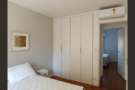Apartamento para alugar com 110m², 3 quartos e 1 vaga Apartamento para alugar com 110m², 3 quartos e 1 vagaQuarto 2