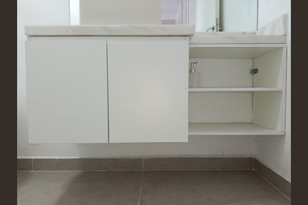 Apartamento para alugar com 110m², 3 quartos e 1 vaga Apartamento para alugar com 110m², 3 quartos e 1 vagaBanheiro da Suíte
