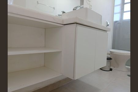 Apartamento para alugar com 110m², 3 quartos e 1 vaga Apartamento para alugar com 110m², 3 quartos e 1 vagaBanheiro