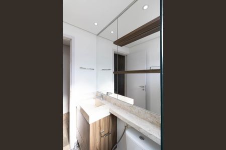 Apartamento à venda com 93m², 2 quartos e 2 vagas Apartamento à venda com 93m², 2 quartos e 2 vagasBanheiro da Suíte 1