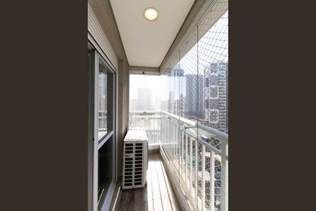 Apartamento à venda com 93m², 2 quartos e 2 vagas Apartamento à venda com 93m², 2 quartos e 2 vagasVaranda da Suíte 1