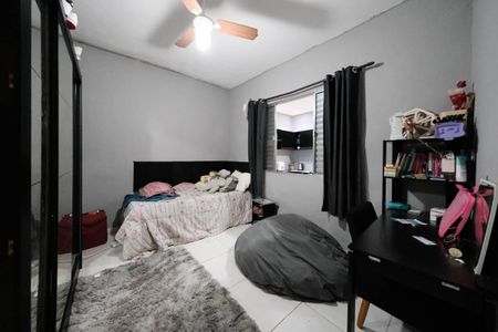 Casa à venda com 14m², 3 quartos e 3 vagasQuarto 3