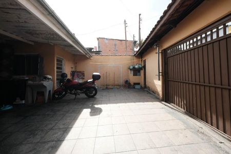 Casa à venda com 14m², 3 quartos e 3 vagasGaragem
