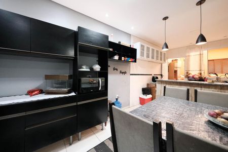 Casa à venda com 14m², 3 quartos e 3 vagasCozinha