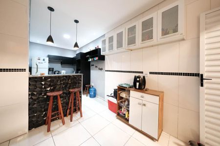 Casa à venda com 14m², 3 quartos e 3 vagasCozinha