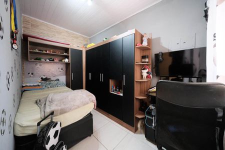 Casa à venda com 14m², 3 quartos e 3 vagasQuarto 1