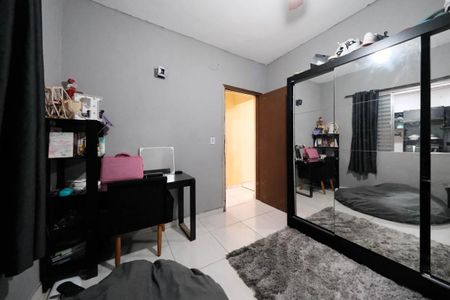 Casa à venda com 14m², 3 quartos e 3 vagasQuarto 3