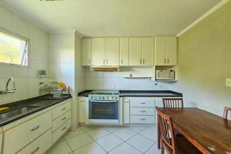 Apartamento para alugar com 200m², 2 quartos e 1 vaga Apartamento para alugar com 200m², 2 quartos e 1 vagaCozinha