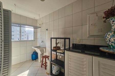 Apartamento para alugar com 200m², 2 quartos e 1 vaga Apartamento para alugar com 200m², 2 quartos e 1 vagaÁrea de serviço