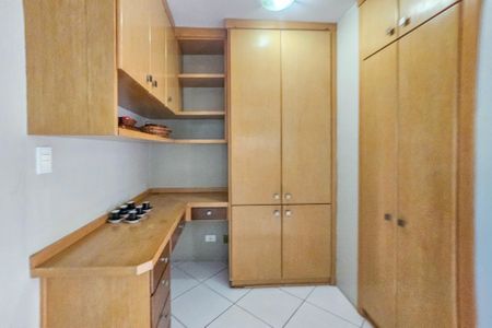 Apartamento para alugar com 200m², 2 quartos e 1 vaga Apartamento para alugar com 200m², 2 quartos e 1 vagaCopa