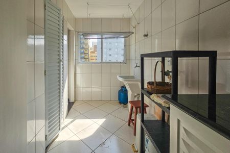 Apartamento para alugar com 200m², 2 quartos e 1 vaga Apartamento para alugar com 200m², 2 quartos e 1 vagaÁrea de serviço