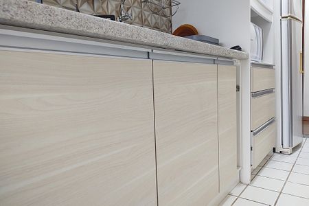 Apartamento para alugar com 58m², 2 quartos e sem vaga Apartamento para alugar com 58m², 2 quartos e sem vagaCozinha - Armários