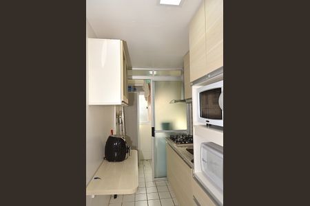 Apartamento para alugar com 58m², 2 quartos e sem vagaCozinha - Armários