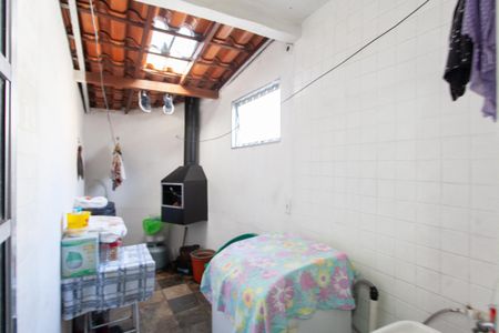 Casa à venda com 120m², 2 quartos e 2 vagas Casa à venda com 120m², 2 quartos e 2 vagasÁrea de Serviço