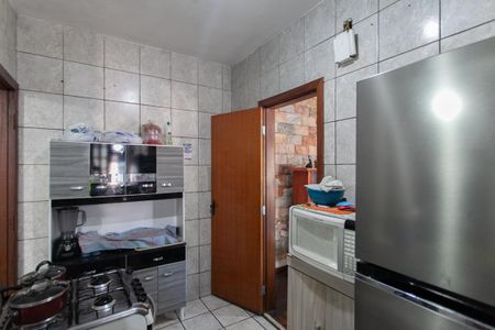 Casa à venda com 120m², 2 quartos e 2 vagas Casa à venda com 120m², 2 quartos e 2 vagasCozinha