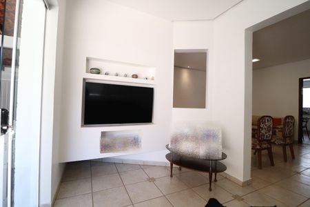 Casa para alugar com 350m², 4 quartos e 4 vagasSala