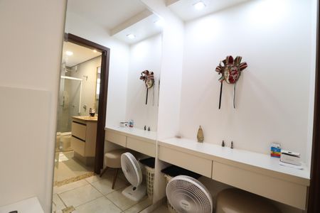 Casa para alugar com 350m², 4 quartos e 4 vagasSuíte 1